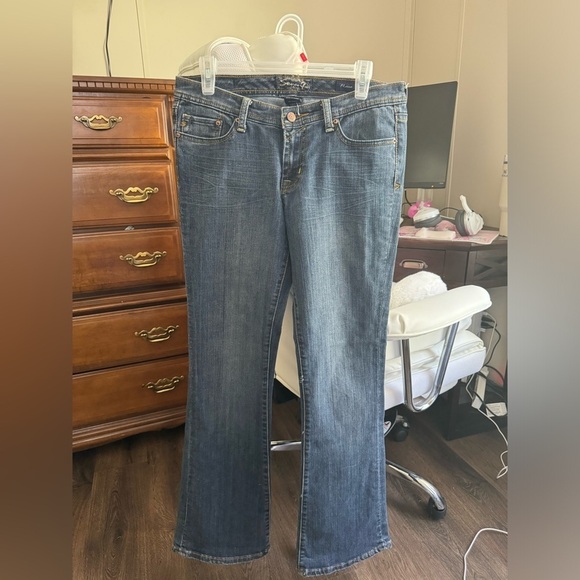 SIZE 10 LIKE NEW 👖 Seven7 Flare Jean - Picture 1 of 3